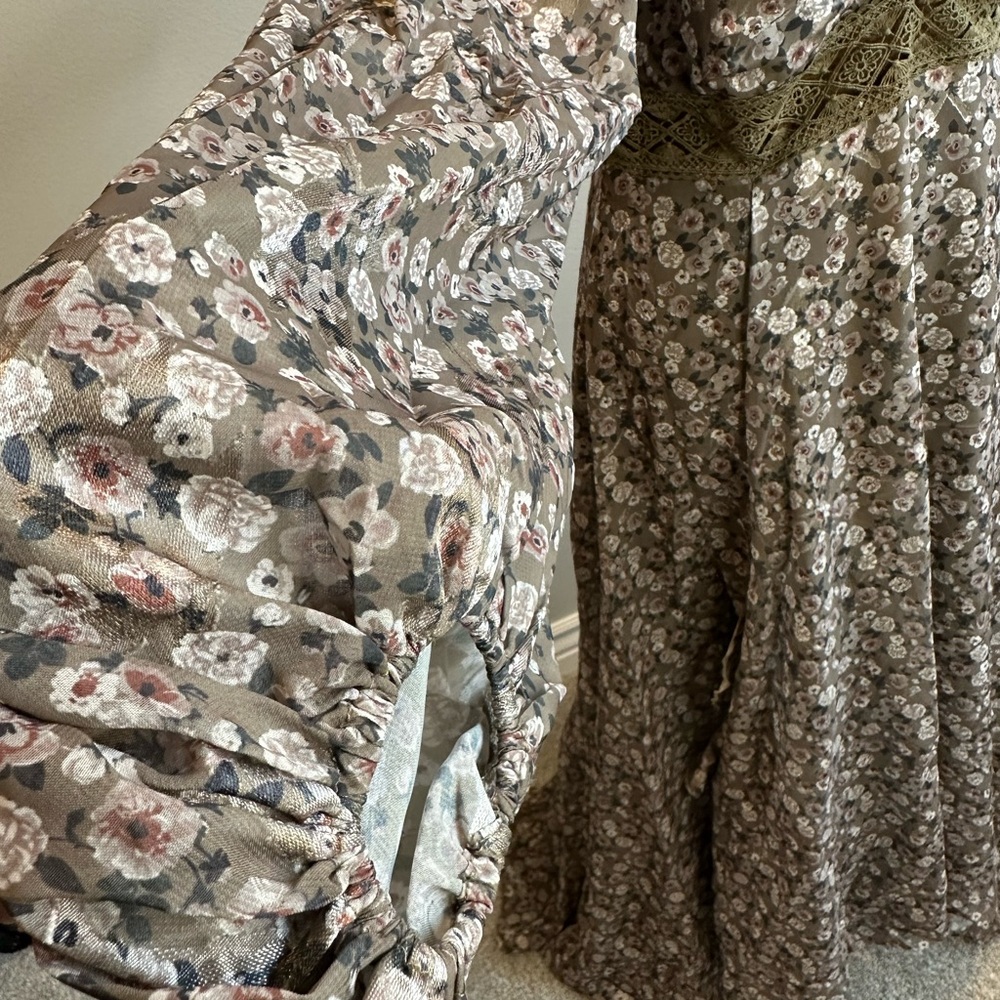 JOYFOLIE Mia Joy Isabella Dress In Olive Floral - Picture 9 of 16